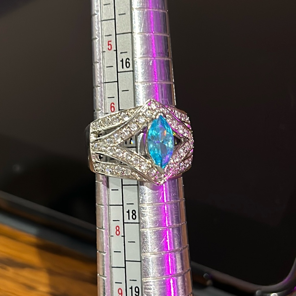 #41 Vintage Aquamarine & Cubic Zirconia Ring, Set in 925 Silver SZ 7